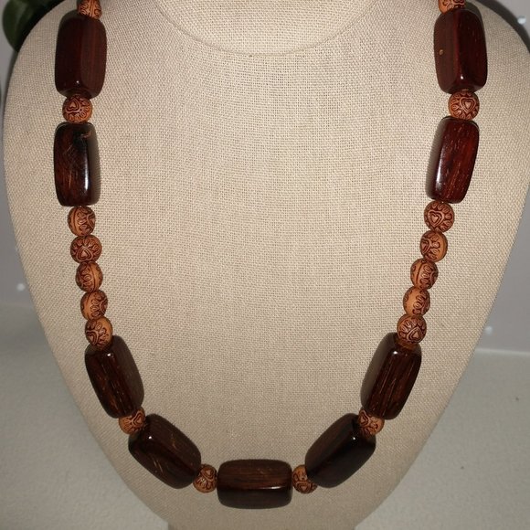 Chunky Woodn Beaded Necklace and Bracelet  / Man or Woman - Picture 5 of 6